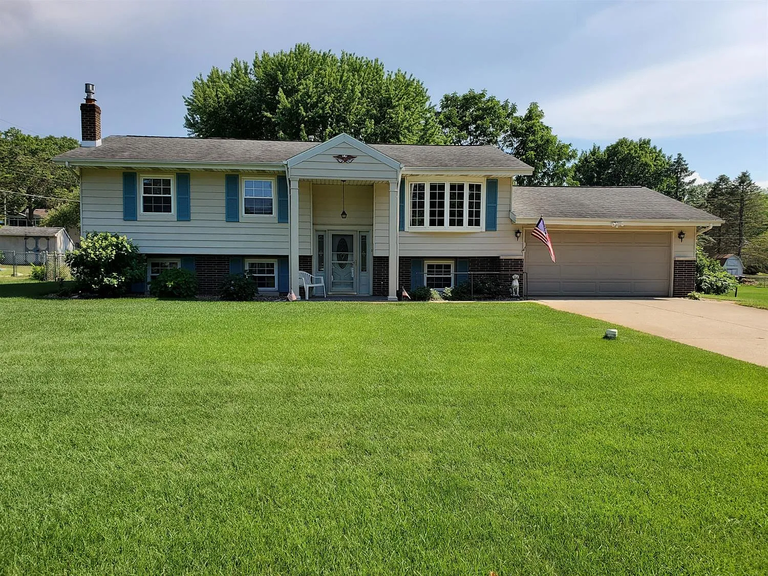 6454 W 450 N photo 1