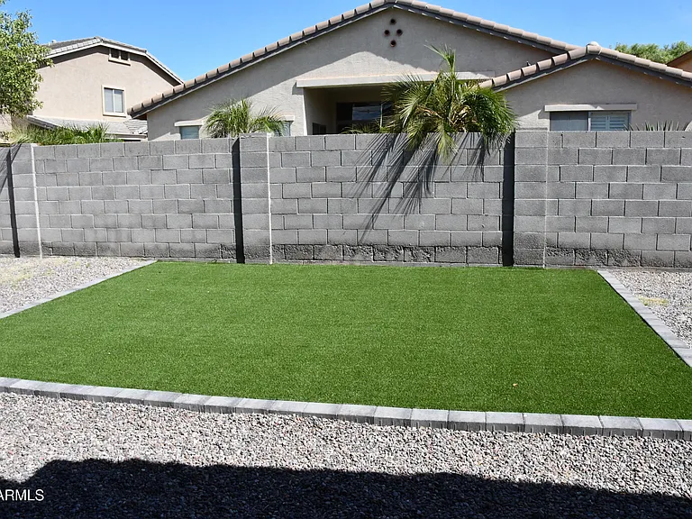8787 W Gardenia Ave — Photo 25