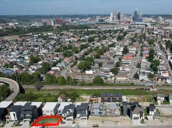 105-111 W 14th St #105, Newport, KY 41071