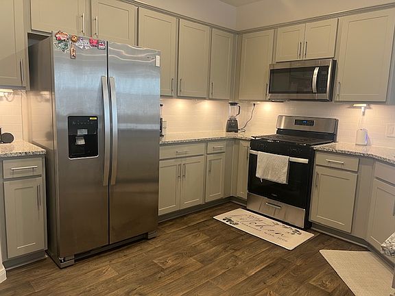 4th image of 349 Callado Cir