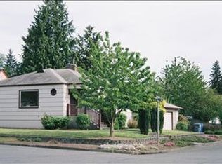 715 4th St NE, Puyallup, WA 98372