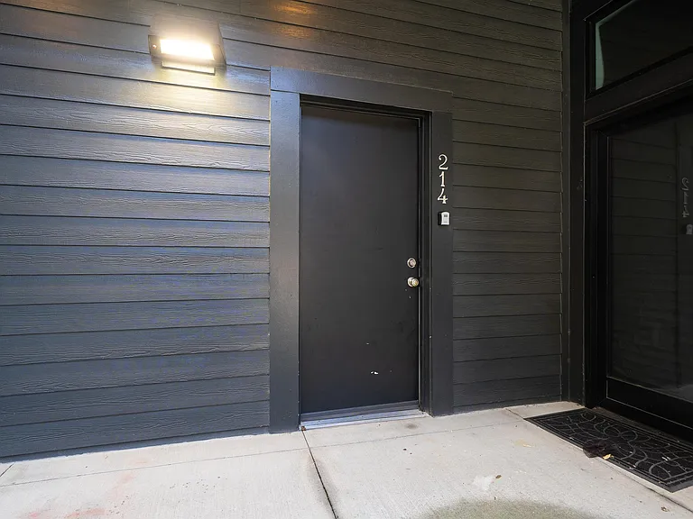 1329 4th Ave S #214 — Photo 9