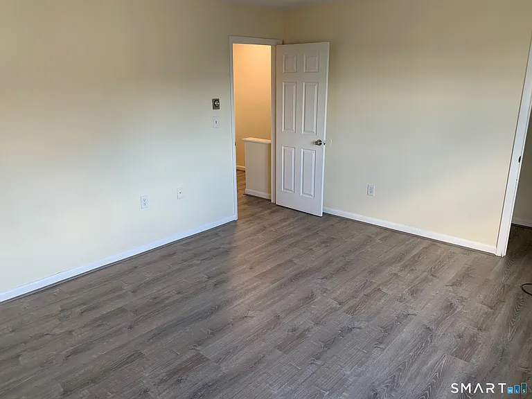 12 Irving Pl #A — Photo 7
