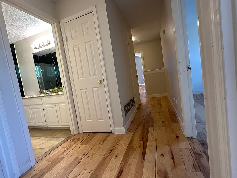 4024 Oxlea Dr — Photo 50