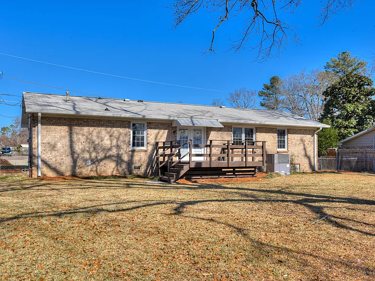 1709 Forest Creek Ct — Photo 30