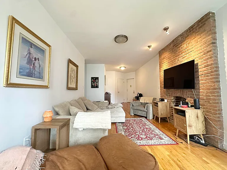460 W 126th St #5-D — Photo 3