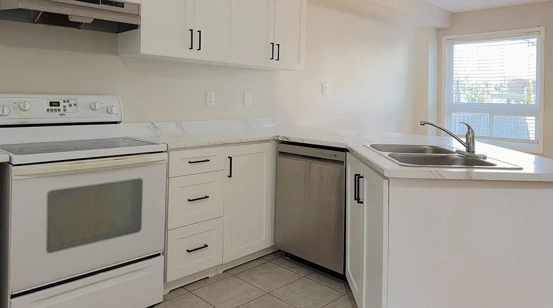 Raindance Cres, Mississauga — Photo 3