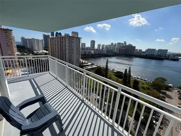 301 174th St APT 1912, Sunny Isles Beach, FL 33160