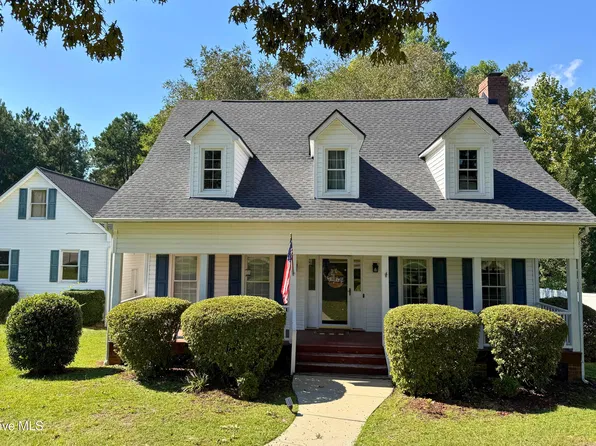 7724 Borthwick Drive, Fayetteville, NC 28306