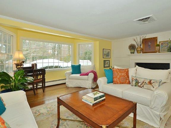 5th image of 228 Huntington Bay Road