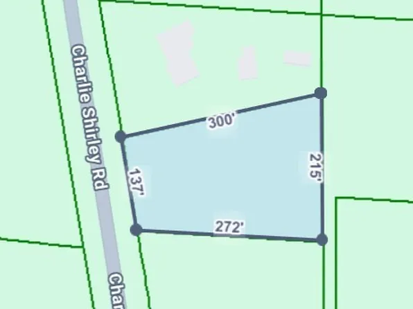 2 Naugher Charlie Shirley Rd, Northport, AL 35473