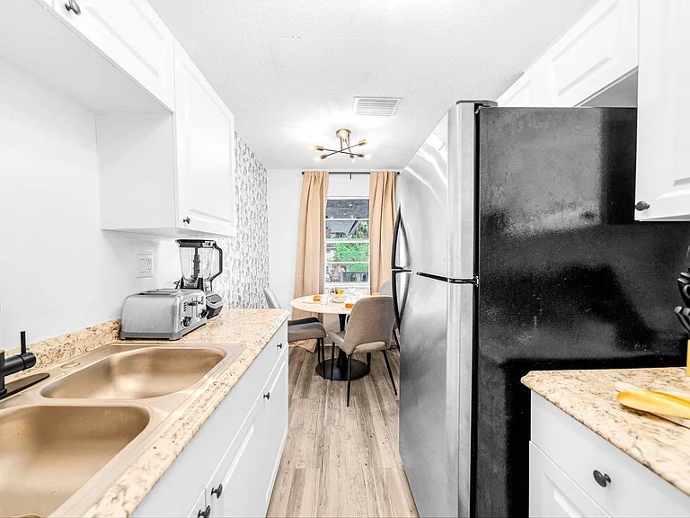 374 Sunshine Dr #K2 — Photo 13