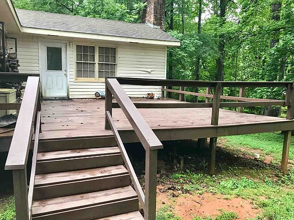 2nd image of 120 Brookwood Dr