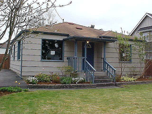 1st image of 6518 Olympic Dr SE