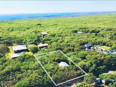 94 Makai St, Naalehu, HI, 96772