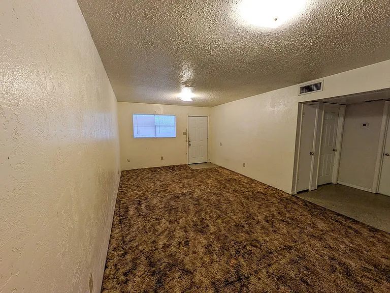 Manya Point Apartments — Photo 14