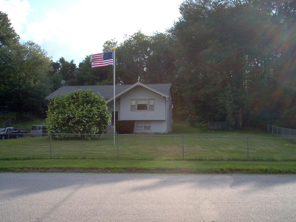 1st image of 15 Terrace Dr