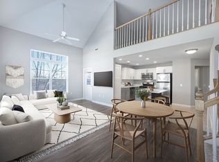 460 River Rd APT 338, Andover, MA 01810