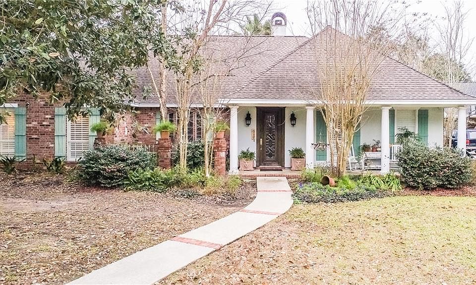 1st image of 4103 Beau Chene Dr