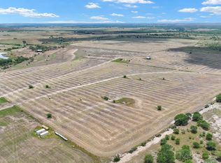 259 County Road 135, Floresville, TX 78114