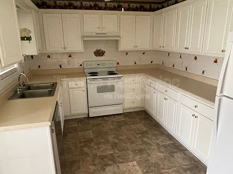 133 Juniper Ct — Photo 3