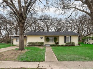 1425 Lexington Dr, Corsicana, TX 75110