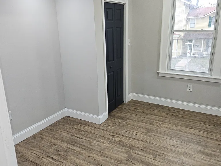 608 Homestead St #4 — Photo 9