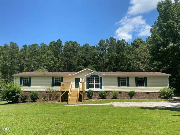 4037 Crestview Ln, Oxford, NC 27565