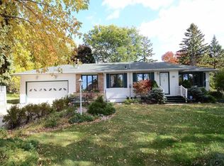 4774 Eagle Crest Dr, Madison, WI 53704