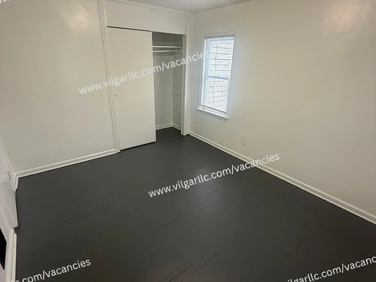 1353 Chase St — Photo 16