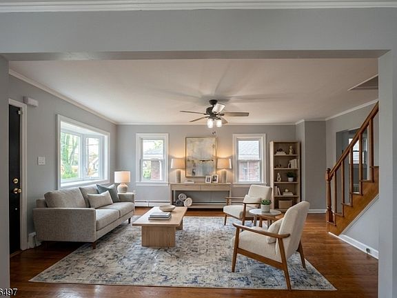 4th image of 136 Raritan Rd