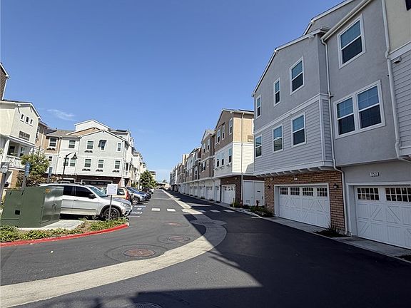 4th image of 1028 N Anaheim Blvd Unit 9
