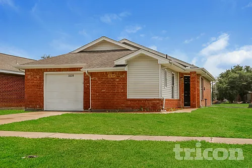 3239 Kelling St Photo 1