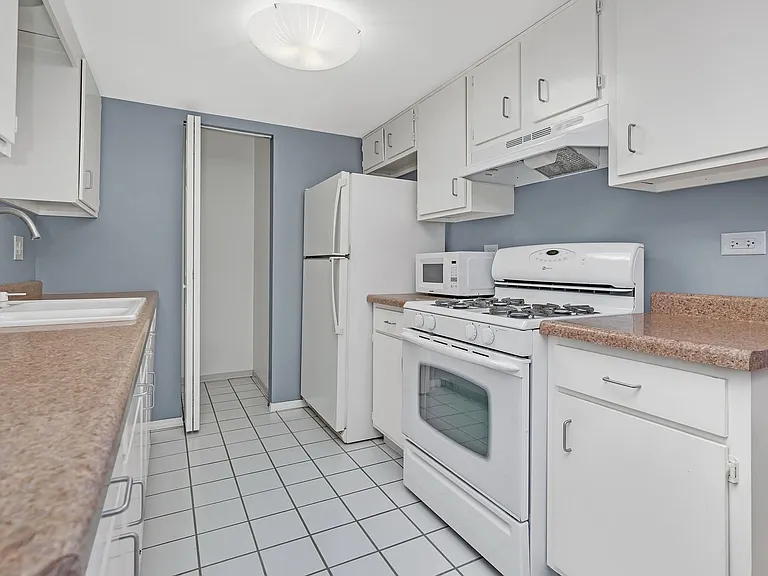 Quail Ridge Apartments — Photo 2
