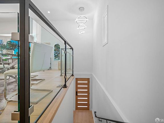 4th image of 153 Idora Ave