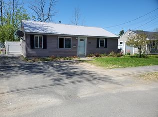 50 Thornton Rd, Bangor, ME 04401