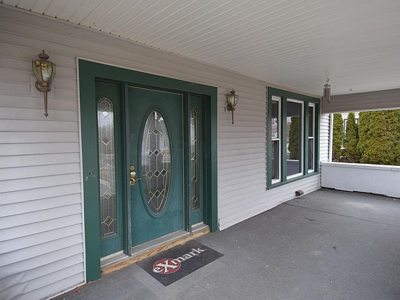 4th image of 161 E Columbus St