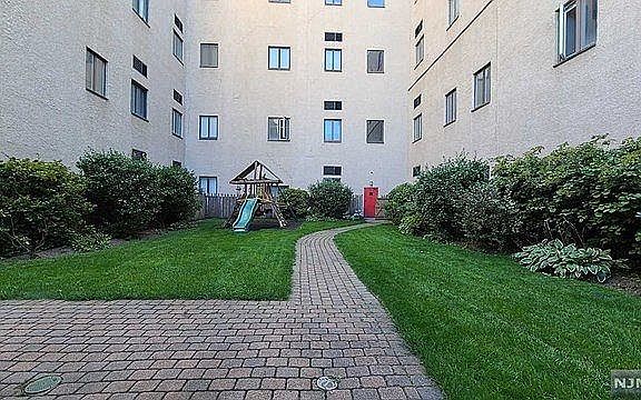 2nd image of 75 Liberty Ave Unit A3
