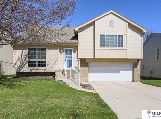15308 Saratoga St, Omaha, NE 68116