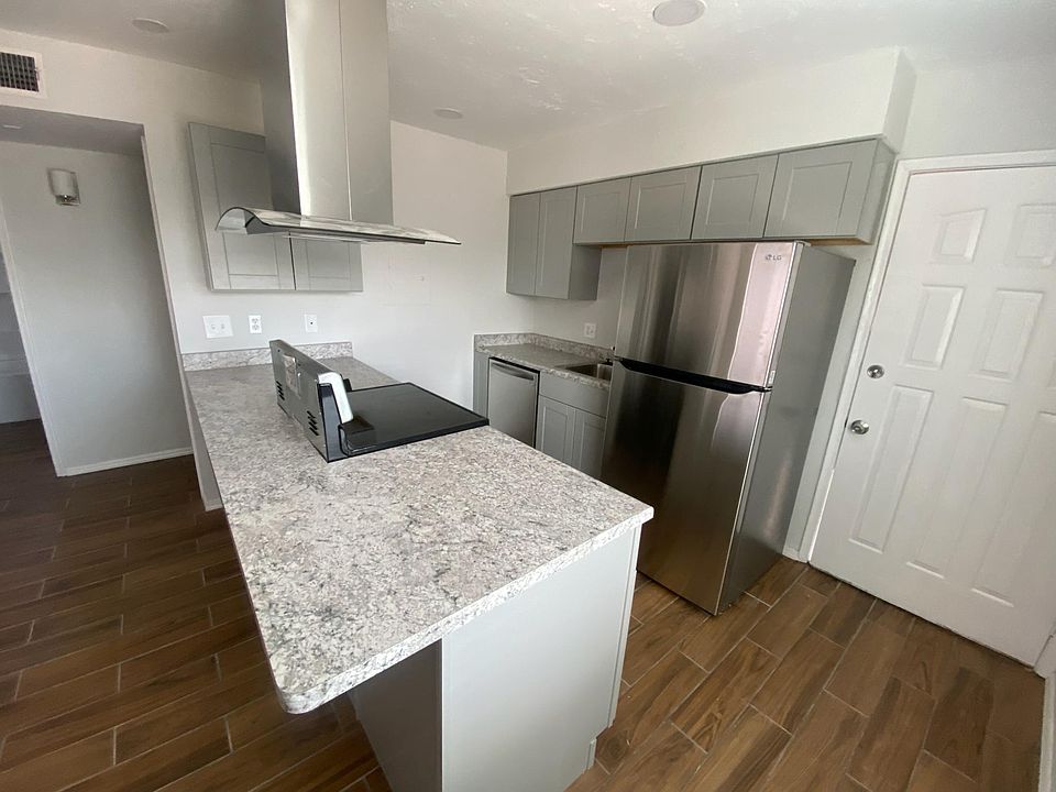 1st image of 908 N Belvedere Ave #3