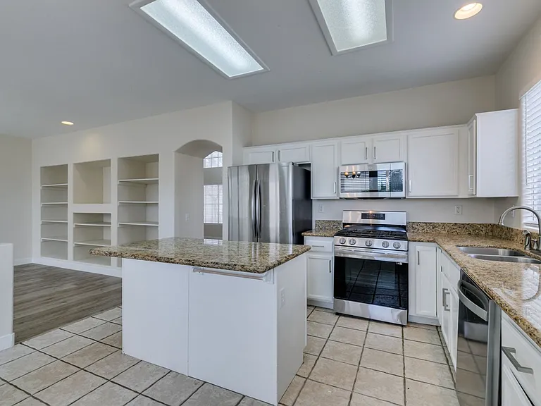 7804 Amulet St — Photo 18