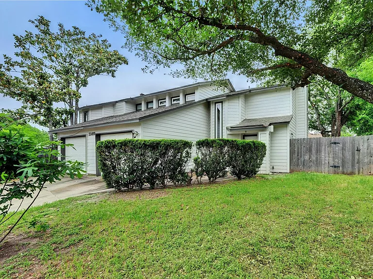 11406 Ptarmigan Dr #B — Photo 3