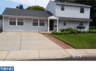 203 Yorkshire Ln, Fairless Hills, PA 19030