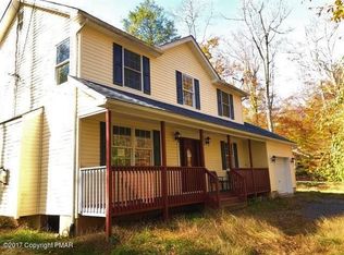10 Trail Ridge Rd, Albrightsville, PA 18210