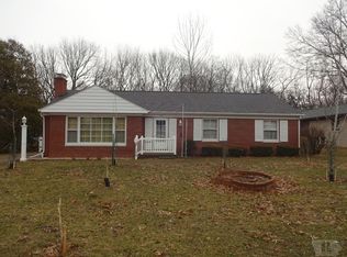 104 Orchard Pl, Burlington, IA 52601