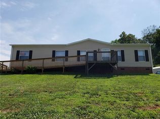 6872 Old Laurel Rd, Hickory, NC 28602