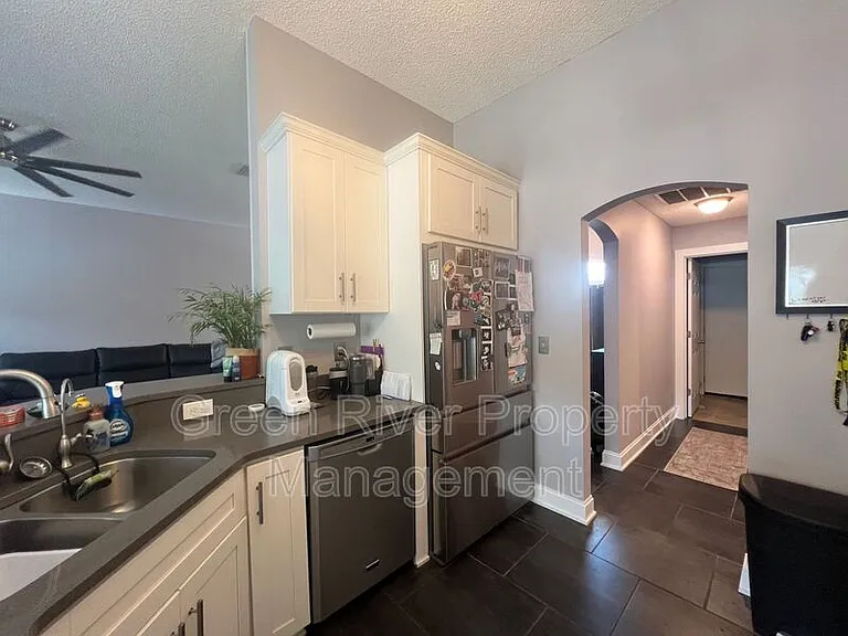 3352 Shelley Dr — Photo 41