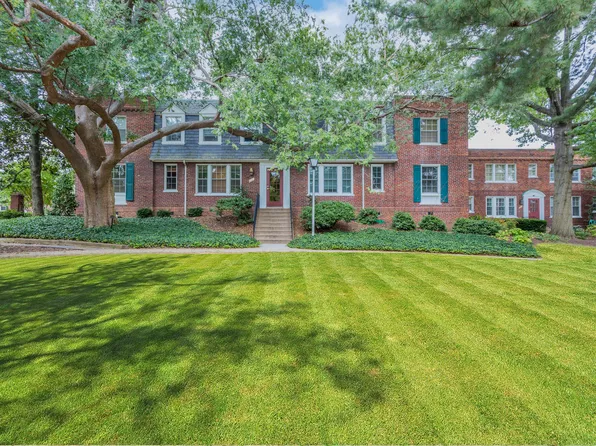 1774 N Troy St APT 722, Arlington, VA 22201