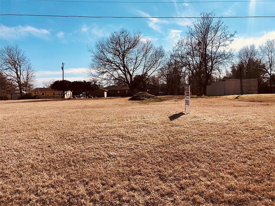 2nd image of 1123 W End St Lot 7