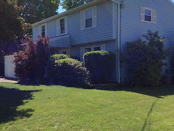 View from front sidewalk